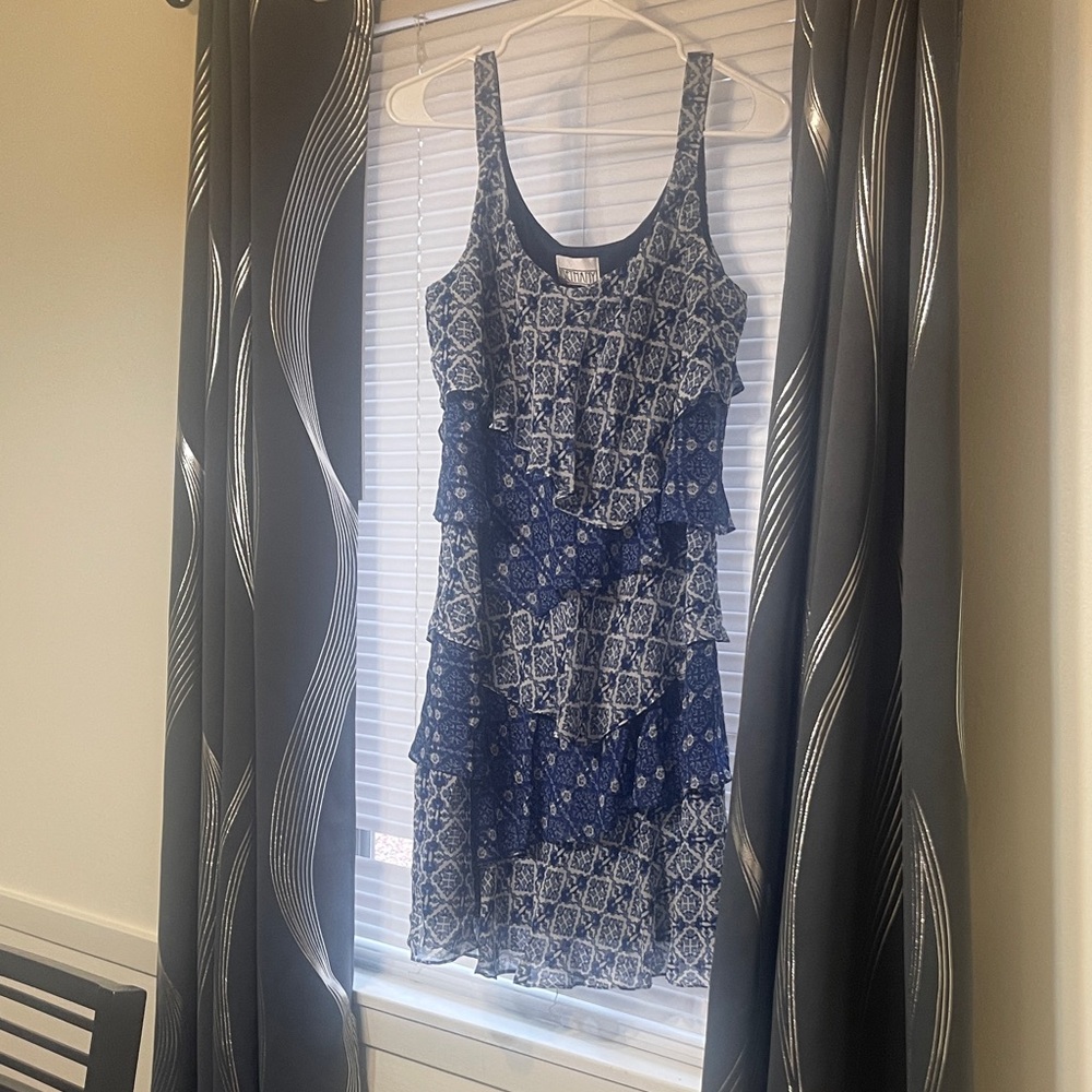 Elegant Blue Patterned Ruffle Mini Dress - Picture 2 of 3